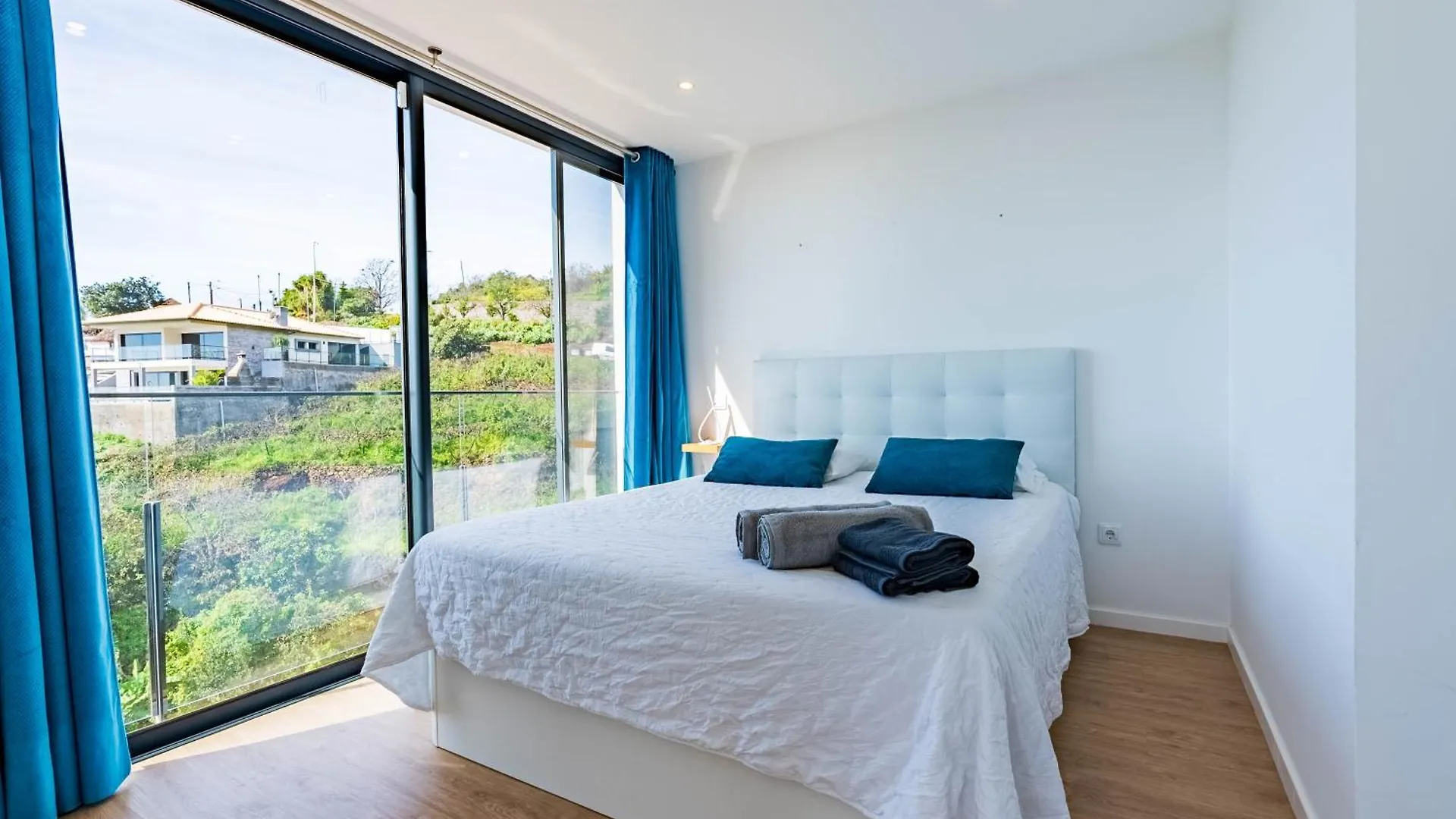 Апартаменты Casa Branca-A, Beautiful Sea View Estreito Da Calheta Португалия