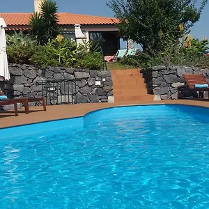 Ferienhaus Banda Do Sol Self Catering, Estreito Da Calheta